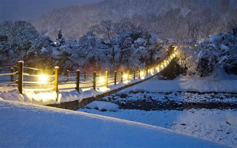 Hd Awesome Footbridge In Winter At Night Wallpaper Download Free 71770