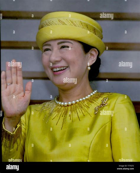 Tokyo Japan 4th May 2019 Japans New Empress Masako Waves To A