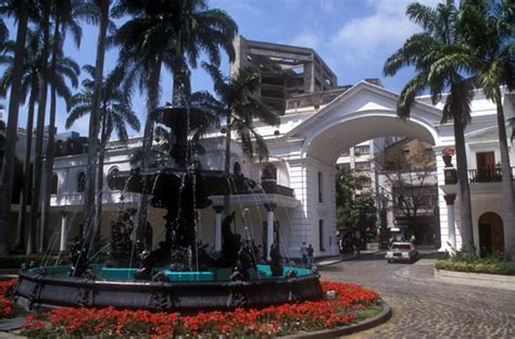 Retro Boomerang Historia De El Palacio De Miraflores