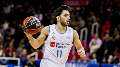 Facundo campazzo statistics, career statistics and video highlights may be available on sofascore for some of. Facundo Campazzo Highlights 2017-2018 ᴴᴰ - CRAZY Passes ...