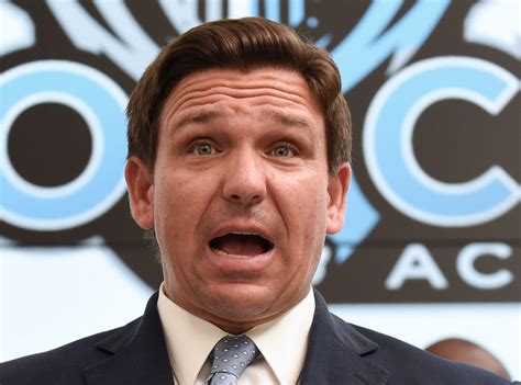 Desantis Recruiting Anti Vax Police Officers To Move To Florida
