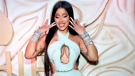 Cardi B Hits Back After Trolls Remarks About Offsets Style Choices