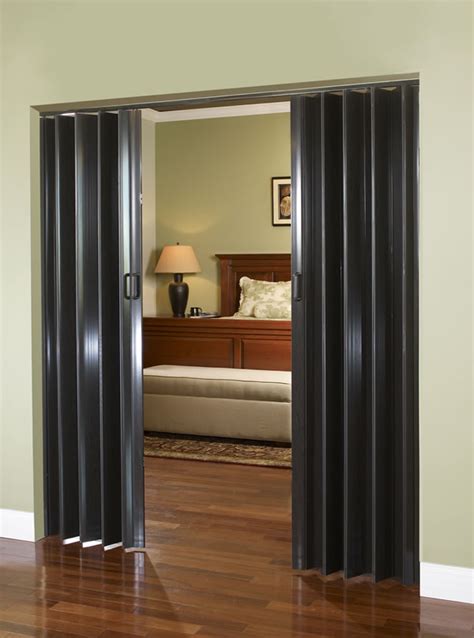 Oakmont Energy Efficient Folding Doors