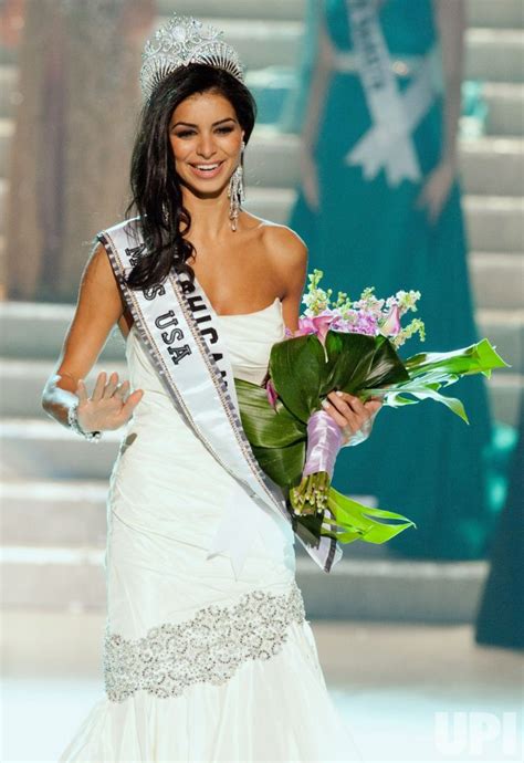 Photo Rima Fakih Crowned Miss Usa 2010 In Las Vegas Wax2010051708