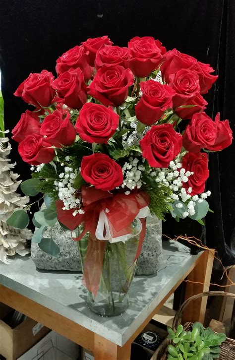 The Best Three Dozen Roses Available In Newton Ma The