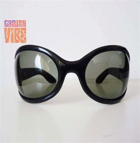 Vintage Sunglasses 60s Mod Bugeye Oversize By Garishvibevintage Sunglasses Vintage Sunglasses