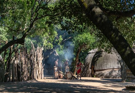 dumazulu lodge and traditional village in hluhluwe kwazulu natal