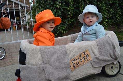 Dumb And Dumber Harry And Lloyd In Their Mutts Cutts Dog Car