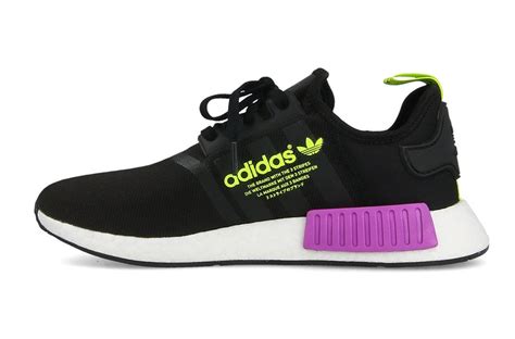 Find a comfortable fit to hit the ground running or casual nmd runners for you'll also really appreciate the nmd r1's supportive yet lightweight construction. Men's shoes sneakers adidas Originals NMD_R1 D96627 - Best ...
