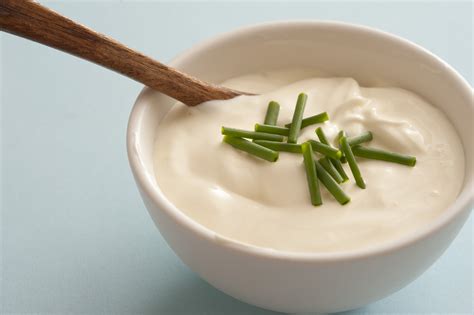 Bowl Of Sour Cream With Chopped Chives 9591 Stockarch Free Stock Photos