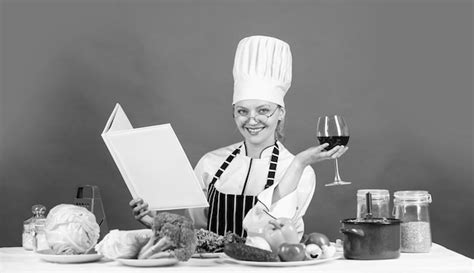 Premium Photo Delight Of Eating Chef Woman Searching Recipes Culinary Instructions In Internet
