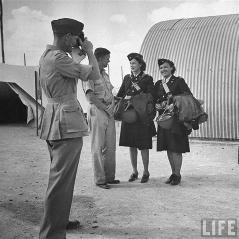 Us Army Nurses Arriving In The Middle East 1942 Army Nurse