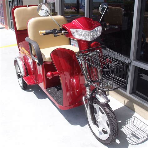 Because of this, three wheeled vehicles with two front wheels will almost always out perform one with two back wheels. GT Tandem Rumble Seat Mobility Scooter | Transportation ...