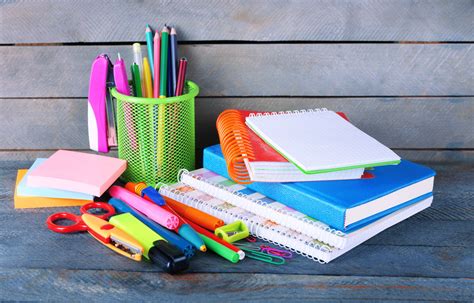 7 Must Have Student Stationery Supplies In High School