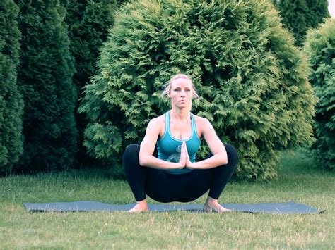 Body And Soul Path Of Yoga Girl Yogawalls