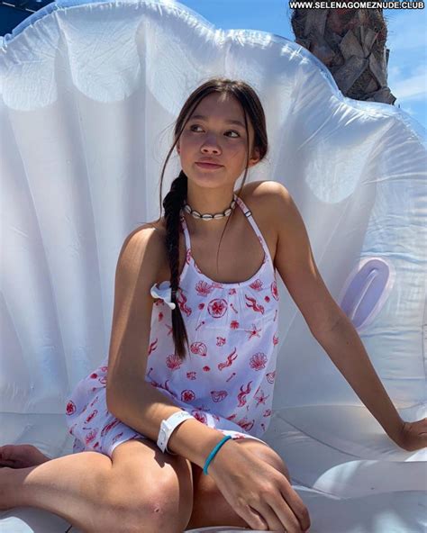 Nude Celebrity Lily Chee Pictures And Videos Archives Page Of