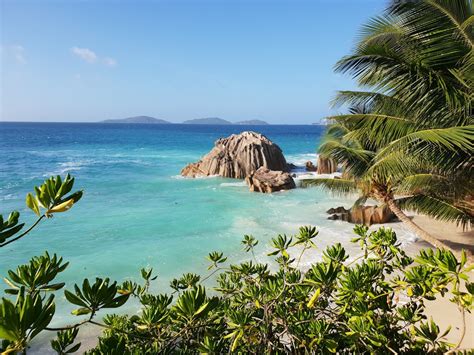 Seychelles Islands Pictures Download Free Images On Unsplash