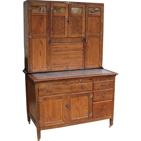 Vintage Napanee Oak Kitchen Cabinet | Oak kitchen cabinets, Oak kitchen, Kitchen cabinets