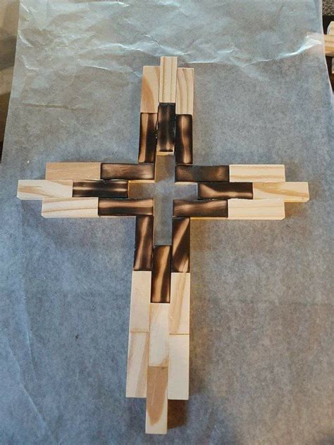 Pin By Joyce Flores On Crosses Wooden Cross Crafts Wooden Crosses