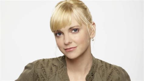 Anna Faris Movies And Tv Shows