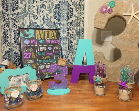 The options are endless for making sea creature crafts. Under the sea decorations decor diy birthday party mermaid ...
