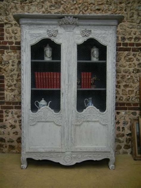 2 très belles portes d armoire ancienne en bois massif 120cm x 165cm. L'armoire normande - meuble classique - Archzine.fr ...