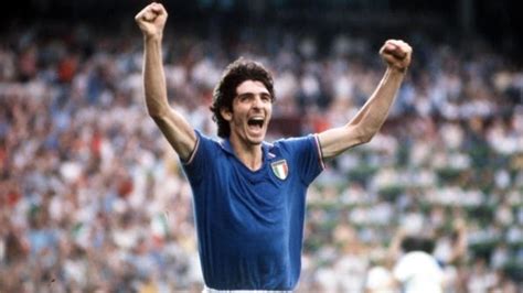 Перед матчем, изменившим футбол, все болели за бразилию, а я за италию. Italian legend Paolo Rossi - FIFA.com