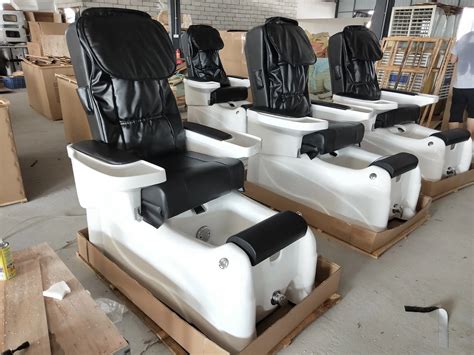 Luxury Pedicure Massage Spa Chair Remote Control Color Can Be Customized Nails Pedicure Chair