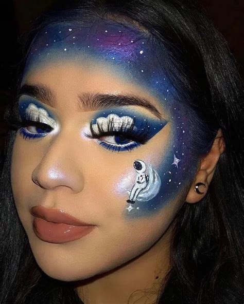 172 Creative Makeup Looks You Need To Try Page 37 In 2020 Creative