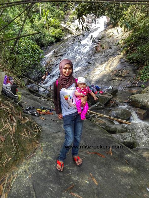 Gambar kartun anak mandi top gambar source: MANDI MANDA DI AIR TERJUN SUNGAI GABAI HULU LANGAT ...
