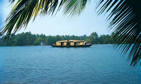 Top 9 Romantic Places To Visit In Kerala On Valentines Day Tripoto