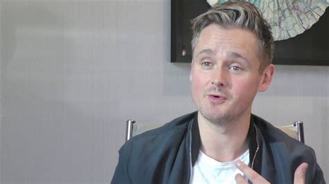 Tom Chaplin Therapy Informed The Writing Very Profoundly Youtube