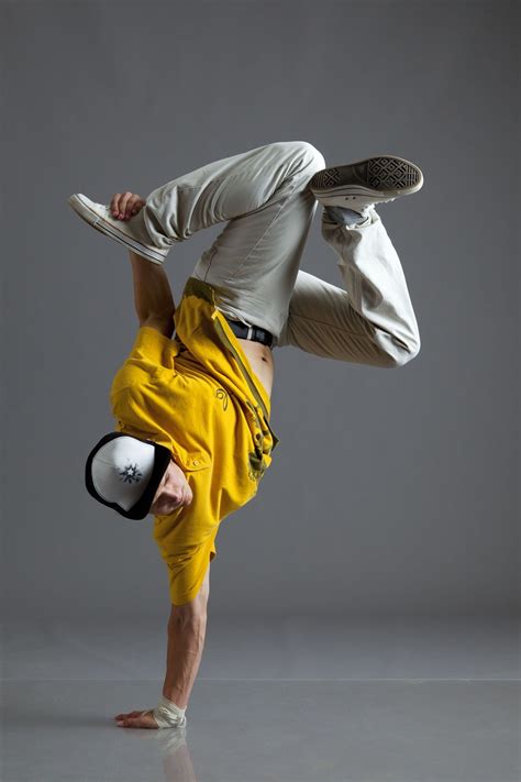 Breakdance Moves List Dance Poise Dance Photography Poses Break