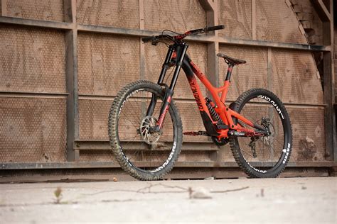 Die Besten Downhill Bikes Zum Freeriden Dirt Maga