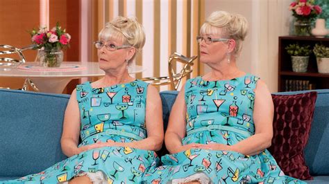 The Identical Twins Whove Worn Matching Outfits Everyday For 23 Years This Morning