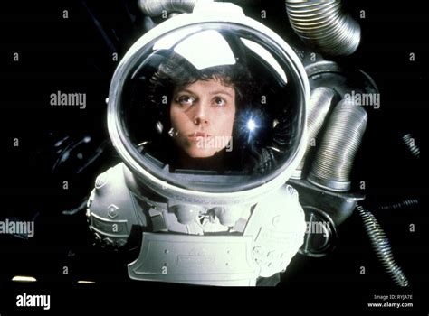 Sigourney Weaver Alien 1979 Stock Photo Alamy