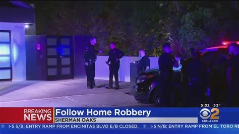 Suspects Follow Victim To His Sherman Oaks Home Attempt To Rob Him At Gunpoint Youtube