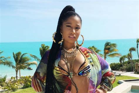 Congratulations Barbz Nicki Minaj Breaks Record For Most Billboard Hot 100 Hits By A Woman