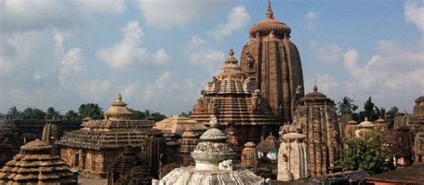 Lingaraj Temple Bhubaneswar Odisha Tour Package