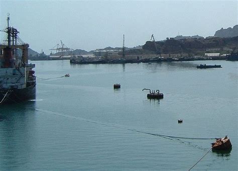 International Construction Equipment Shipping To Port Of Hodeidah