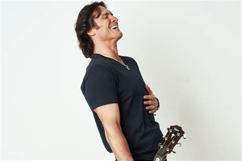 Joe Nichols Talks Brokenhearted And The Resurgence Of Traditional