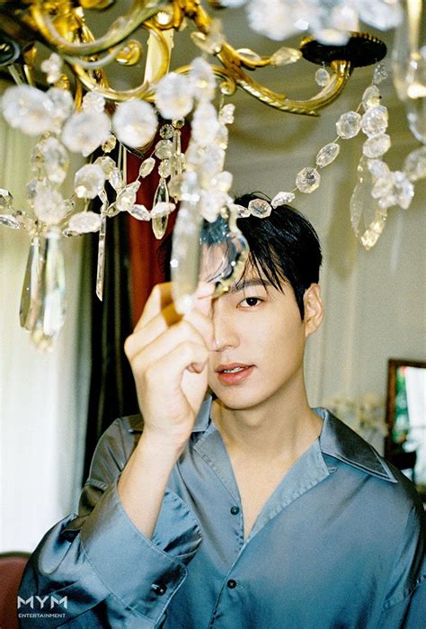 He does not want to say the cheesy lines in the romantic movies because he gets uncomfortable with that scenes. Lee Min Ho, 20200123, Season's Greetings Behind the Scenes ...