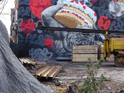 15 Incredible Photos Of Montreal Street Art Canada Travel Bloguer
