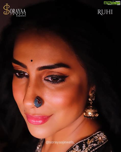 Kranti Redkar Instagram Sorayaa Jewels Gleefully Announces Collection
