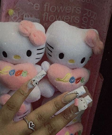 hello kitty snoopy nails quick fictional characters finger nails ongles fantasy