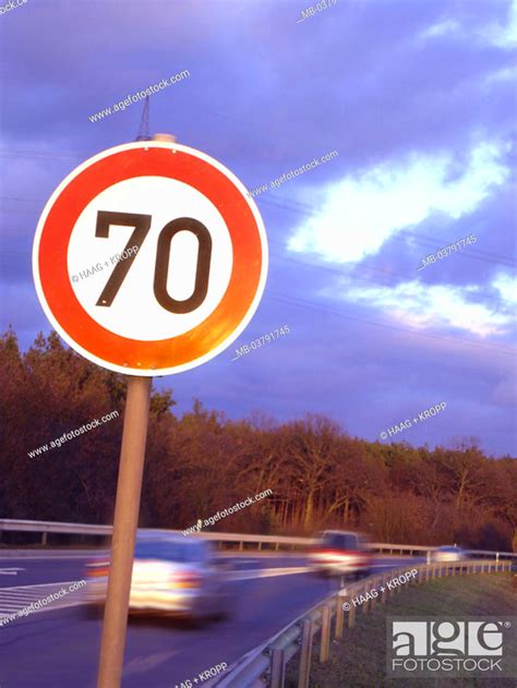 Country Road Traffic Traffic Sign Speed Limit Autumn Street