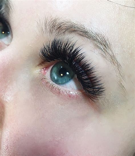 Dramatic Wedding Eyelash Extensions That Will Show Up In Pictures 3d