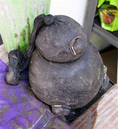 Pin on Garden gnomes diy