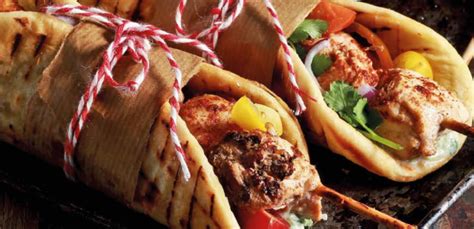 Tandoori Chicken Kebabs With Garlic Naan Food24