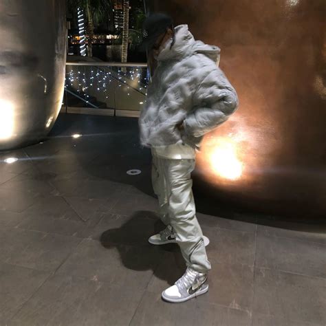 Spotted Travis Scott Debuts Dior Homme X Air Jordan 1 Sneaker Pause